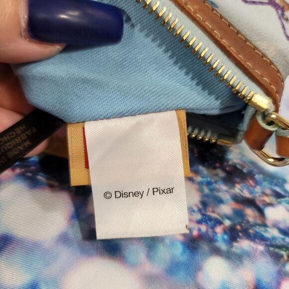 Disney Dooney & Bourke Out to Sea Wristlet / Pouch Authentic - Picture 8 of 15